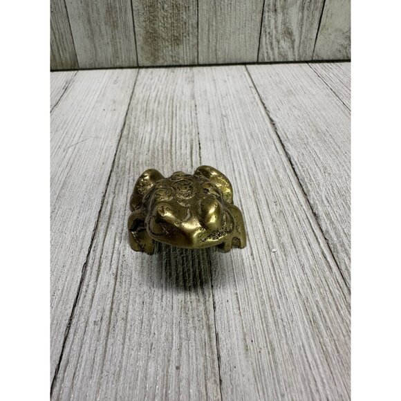 Vintage Brass Oriental Frog with Spots Paperweight Statue 1.5" Long Home Decor - Picture 5 of 8